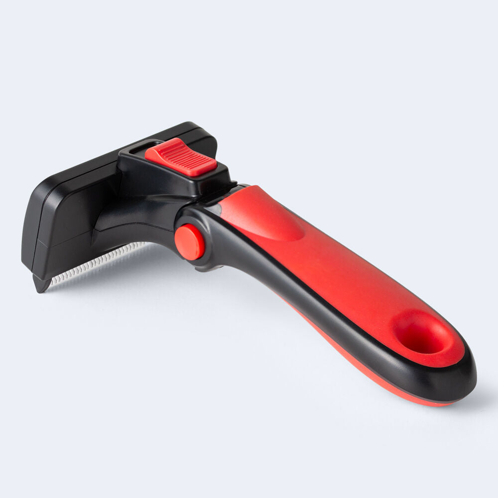 Refuresh Gentle Deshedding Brush for Short/Medium Hair - Red